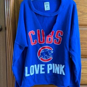 Chicago Cubs long sleeve sweater